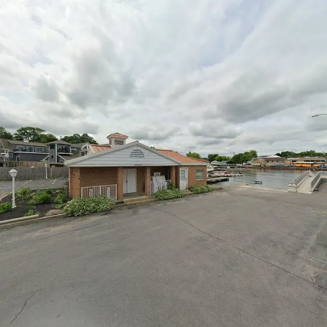 Riveredge Resort Tiki Bar