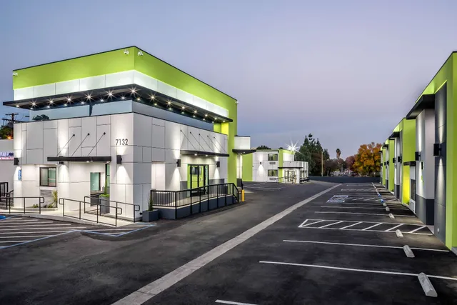 Motel 6 Canoga Park, CA