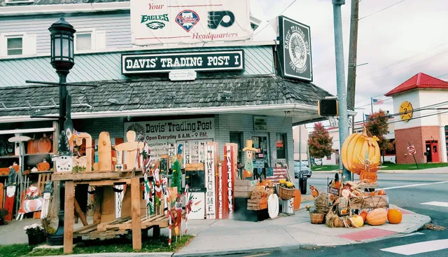 Davis' Trading Post