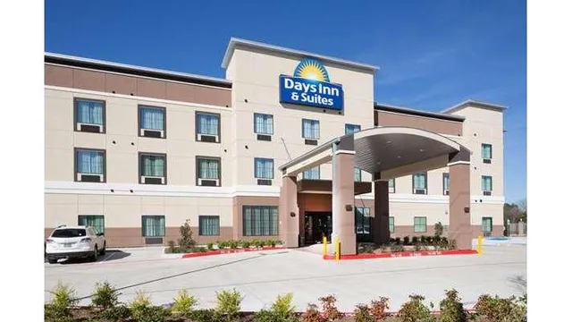 Days Inn & Suites by Wyndham Houston NW Cypress