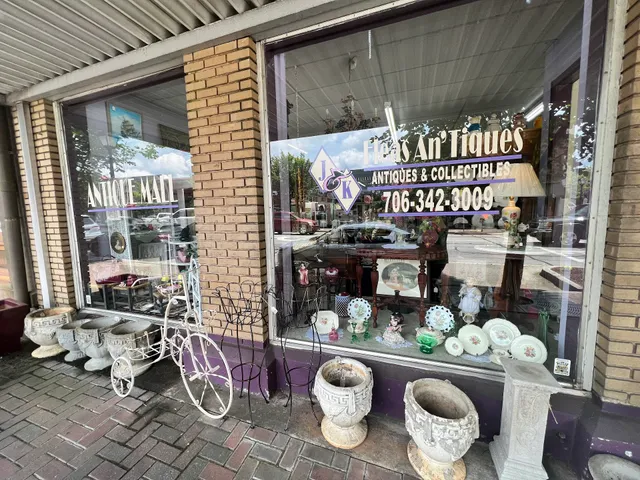 J & K Fleas An'tiques in Madison