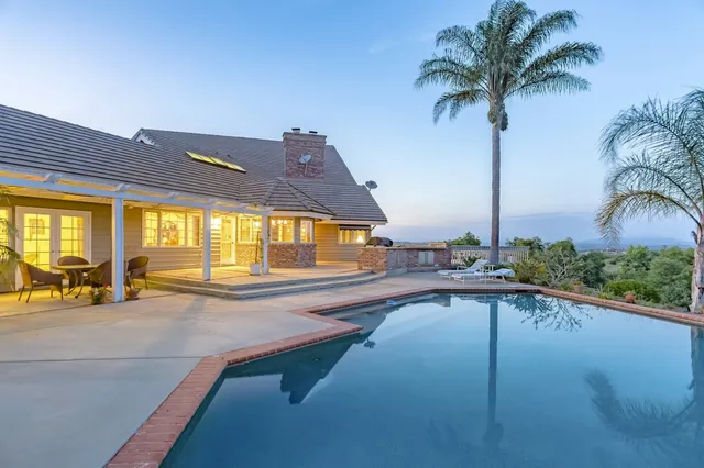 Advanced Swimming Pools Inc