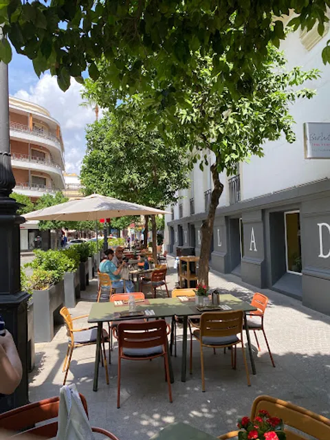 Burladero Tapas y Tintos