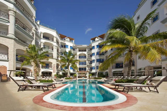 Wyndham Alltra Playa Del Carmen, Adults Only – All-Inclusive Resort