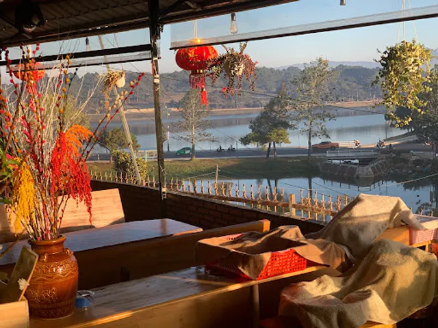 Cơm Nhà Nấm- Vườn Beer