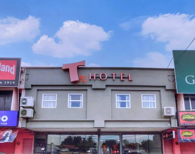 T Hotel Tandop
