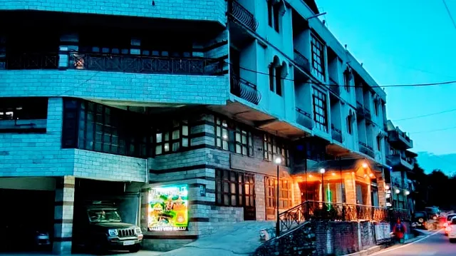 Octave Himalayan Hamlet