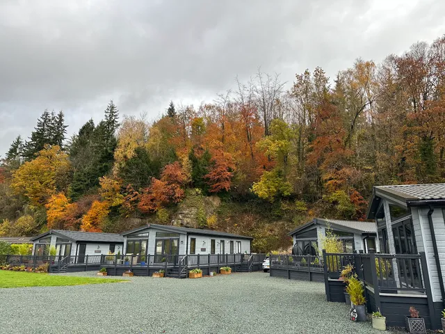 Tŷ Canol Caravan Park