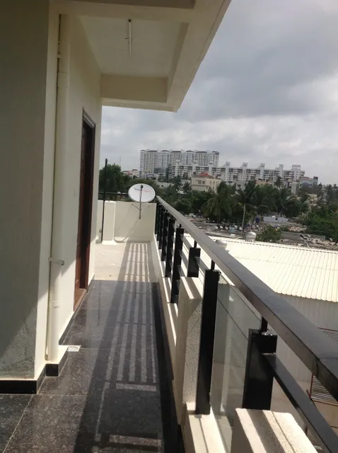 QUALTEMS Guest House, Serviced Accommodation and Suites