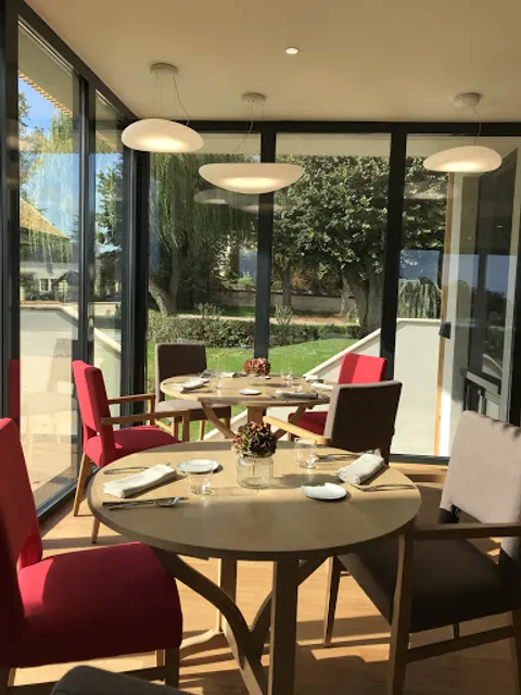 Au Fil Du Clos Restaurant