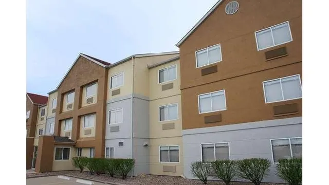 La Quinta Inn & Suites by Wyndham Emporia