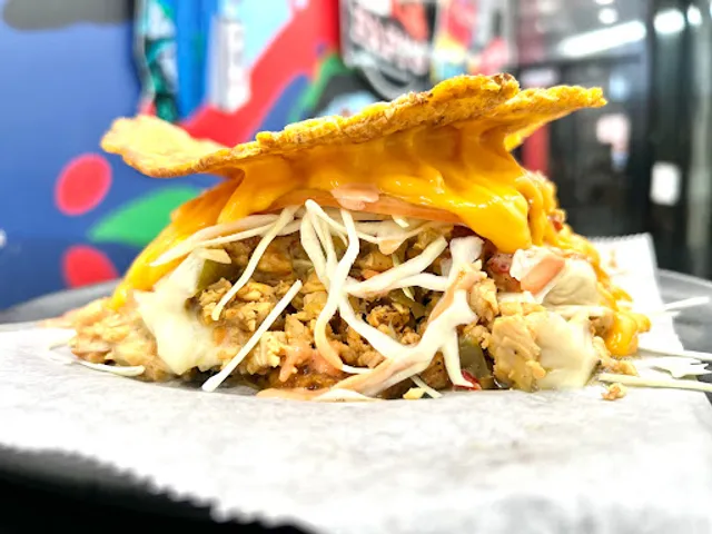 Papi’s Cheese steaks And More