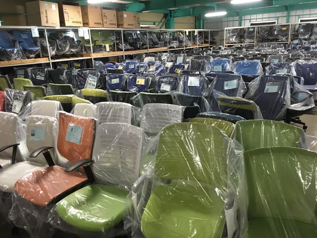 中古オフィス家具販売 ココロ