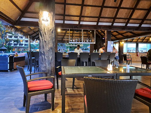 Pinang Bar at Shangri-La's Rasa Sayang Resort and Spa - Penang