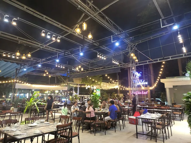 Ẩm thực Vườn Mây