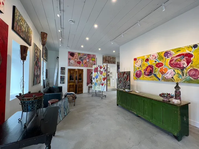 The Clark Gallery + Two Crows