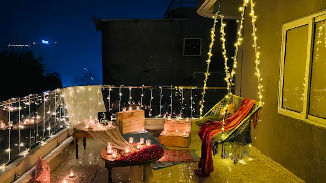 Friends Factory Cafe - Private Candle Light Dinner