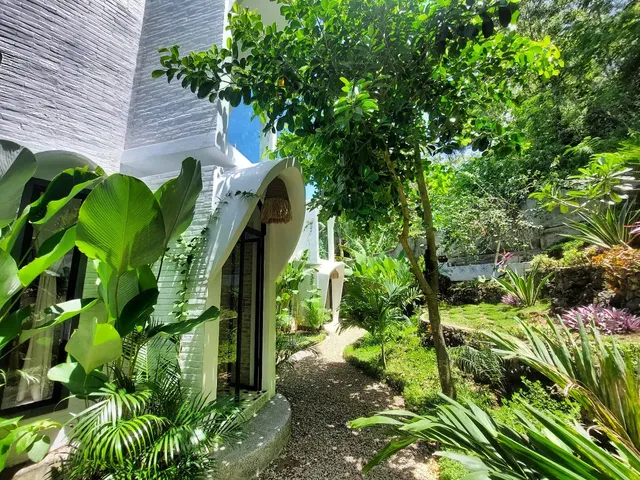 Oma Watu Inn Watukarung Pacitan