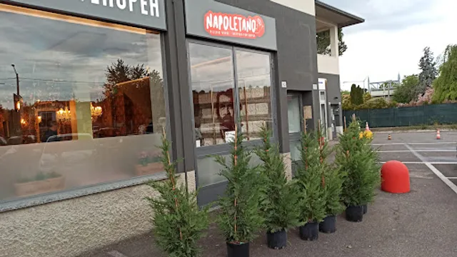 Napoletano Pizzeria Trattoria