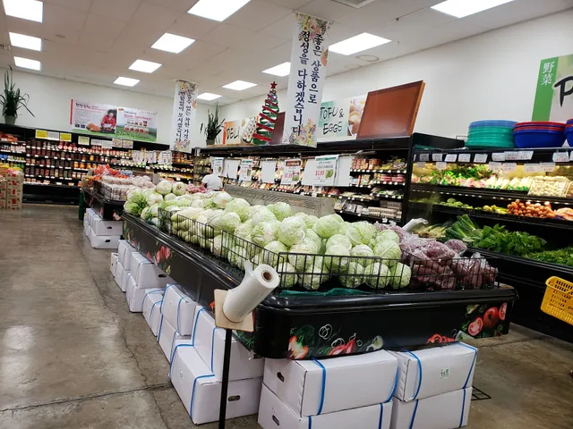 Palama Supermarket on King