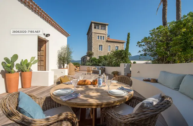 Maison d'Hôtes Château ROUHER