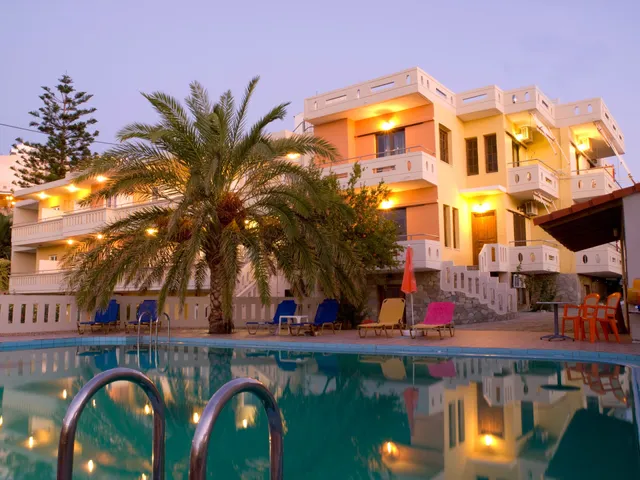 Amaryllis Hotel Apartments