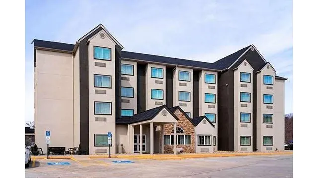 Quality Inn & Suites Robbinsville