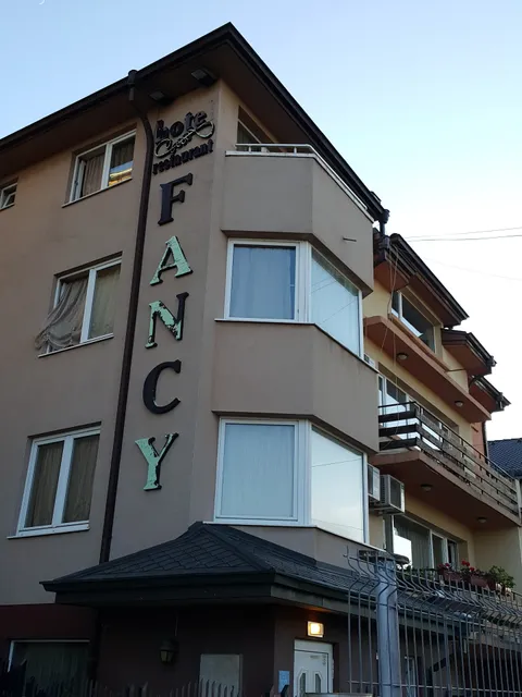 FANCY HOTEL