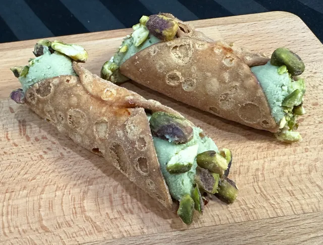 Appolonia Italian to go