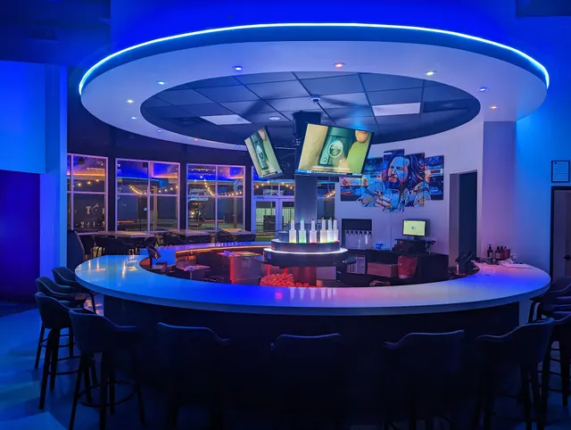 Rotunda Bar and game room