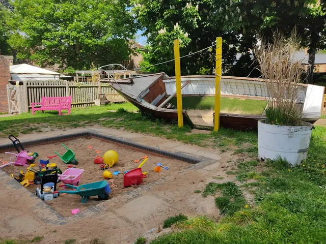 Marble Hill Playcentres