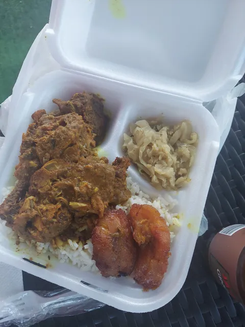 East Florence Lounge