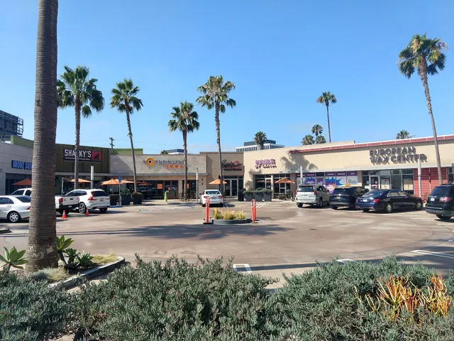 Villa Marina Marketplace