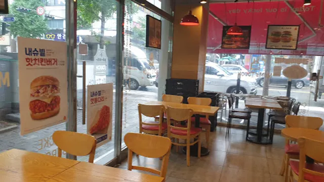 맘스터치 신야탑1호점