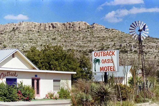 Outback Oasis Motel now DESERT AIR