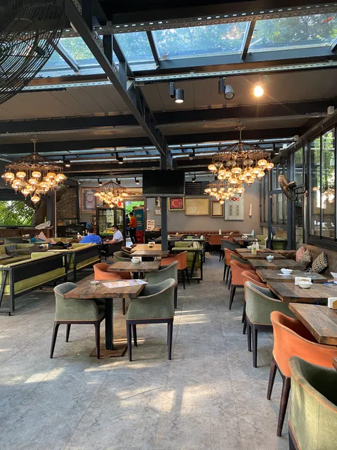 Green Corner Cafe & Restaurant