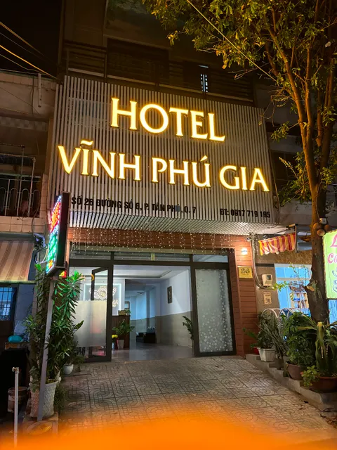 OYO 409 Vinh Phu Gia Hotel