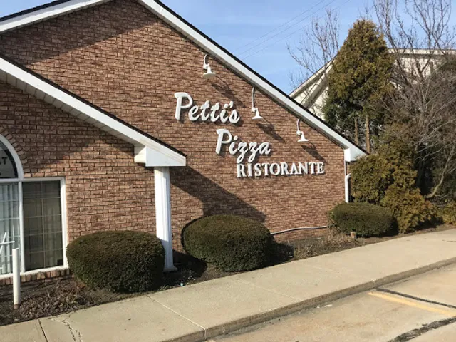 Petti's Pizza Ristorante
