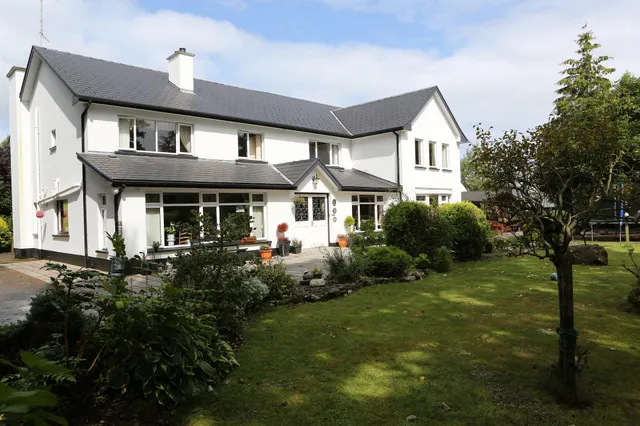 Arch House B&B, hotels