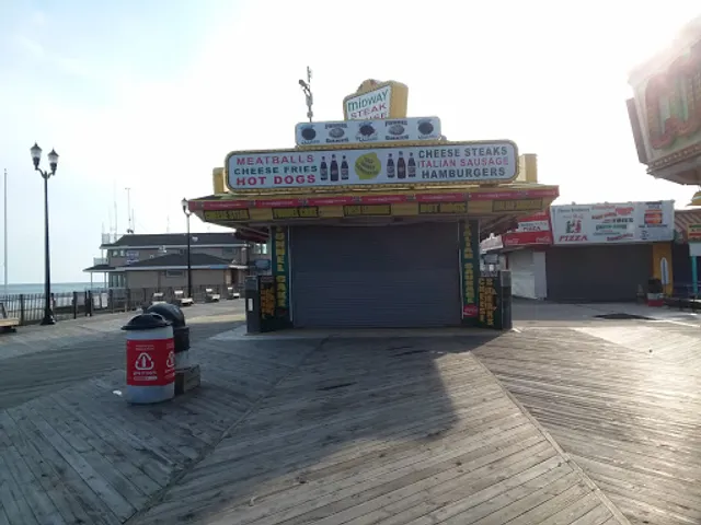 JR's Ocean Bar & Grill