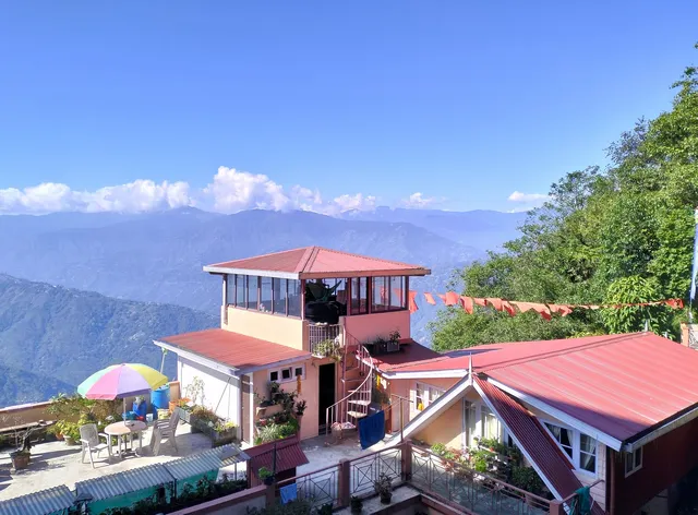 Little Singamari Home Stay