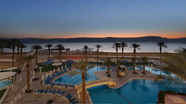 Vert Dead Sea hotel