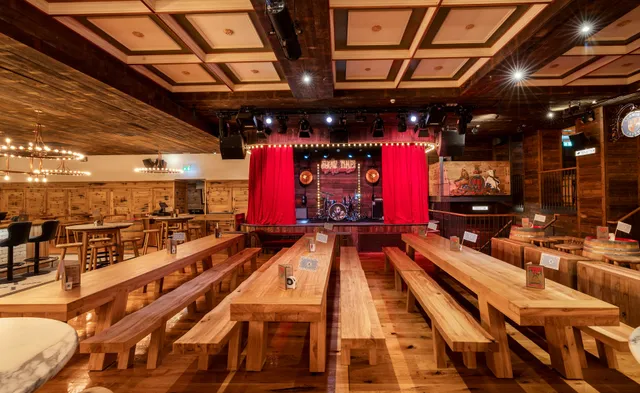 Albert's Schloss - Soho, London