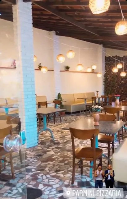 Parmini Pizzaria