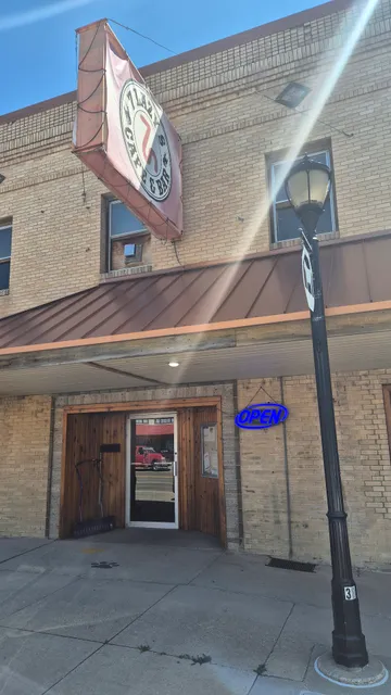 7 Lazy S Cafe and Bar