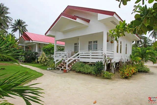 YAMA APARTMENTS - Private Beachfront