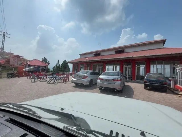 RED ROSE HOTEL & RESORT MANSEHRA