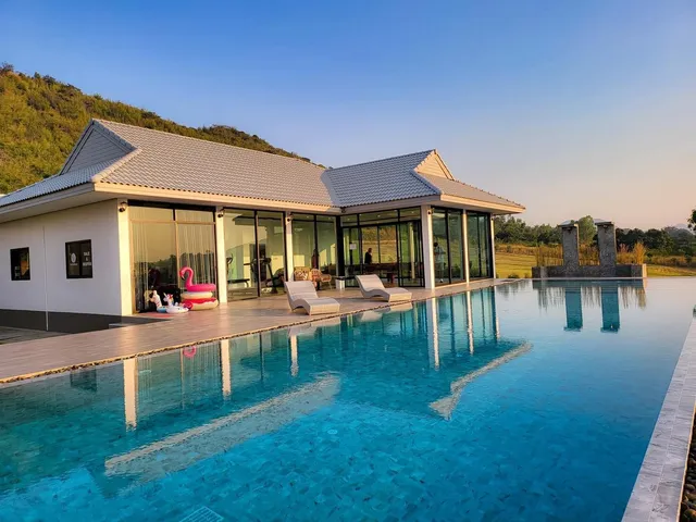 Thongsuk Pool Villa Pranburi ทองสุขพูลวิลล่า ปราณบุรี