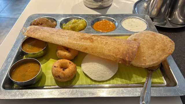 Namma Veedu Vasanta Bhavan