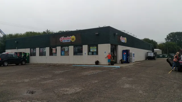 Vandal's Family Market